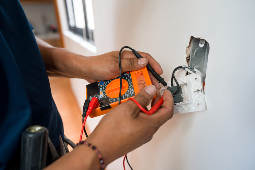 Electric Outlet Testing